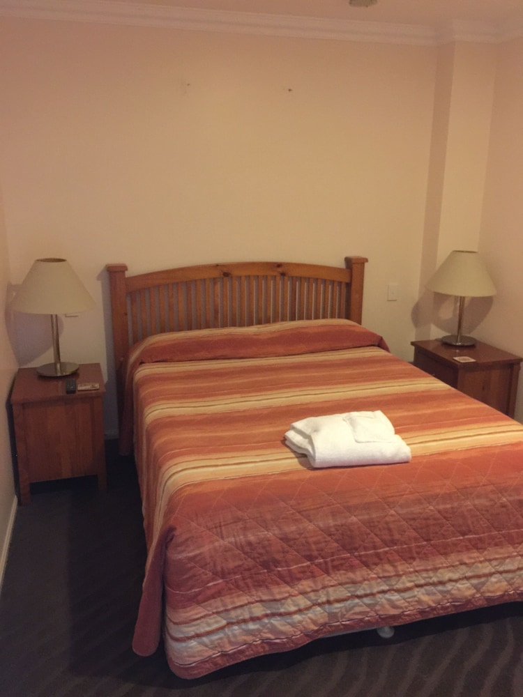 Westside Tavern & Motel — Maryborough — photo 5