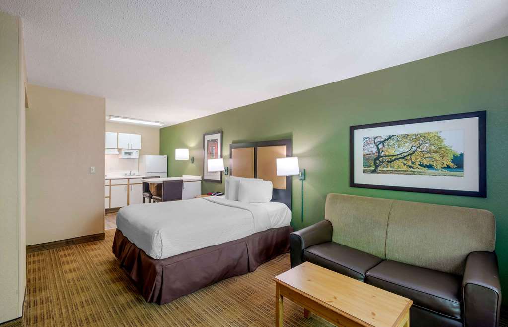 Extended Stay America Suites Washington DC Germantown Town C - photo 31