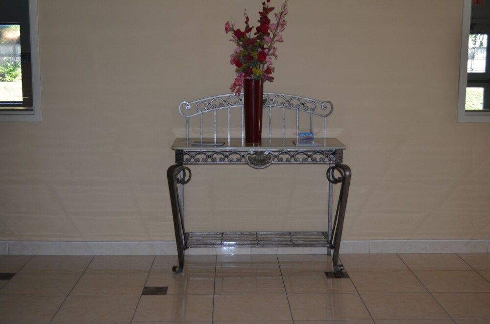 Quality Suites Abilene TX - photo 69