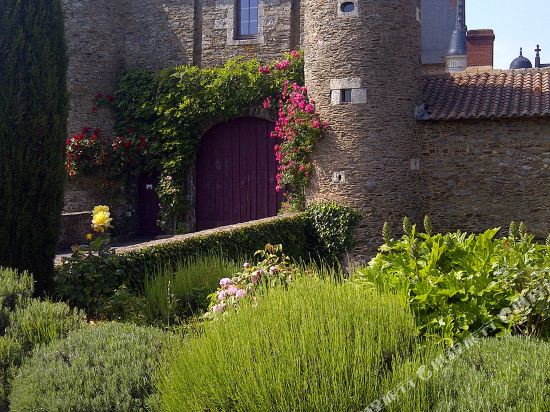 Chateau de La Colaissiere in Nantes, France