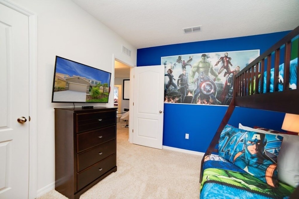 Amazing 5 Bedroom Solterra New Resort Home 5 Villa by RedAwning Davenport - photo 5