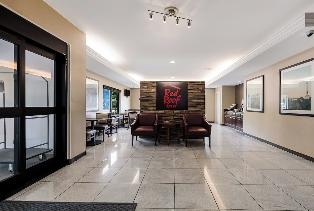 Red Roof Inn Newport News Yorktown - photo 6