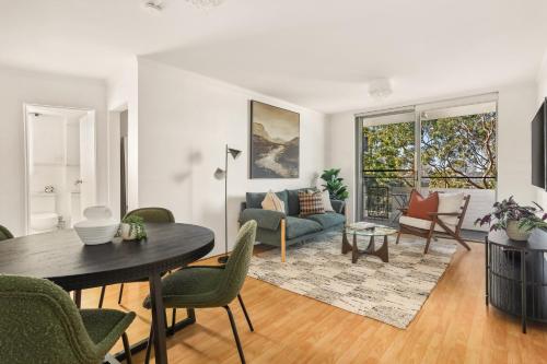 Glebe Tranquil Retreat 2bd with parking — 4-Star Luxury Hotel in Sydney, Australia