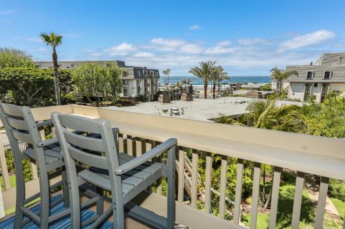 B205 Ocean Escape in Oceanside, United States