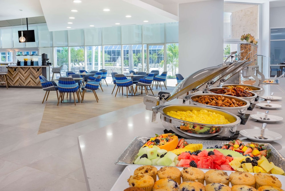 Holiday Inn Resort Kissimmee by the Parks by IHG - photo 47