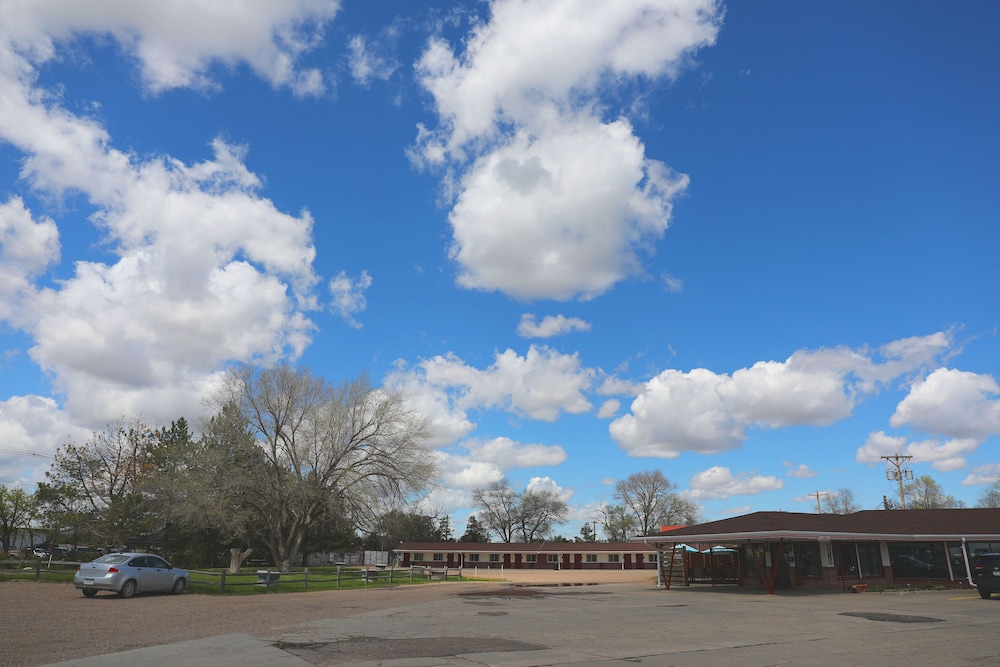 Raine Motel - photo 95