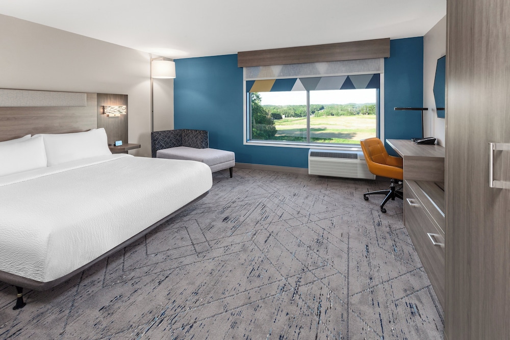 Holiday Inn Express & Suites Reedsburg Dells Area by IHG - photo 7