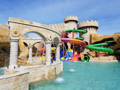 Dreamland Oasis 14 704 apartment