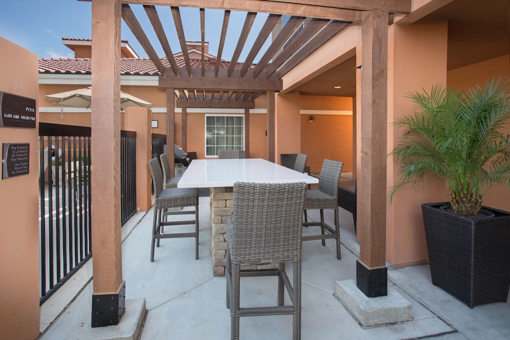 Homewood Suites by Hilton Yuma - photo 22