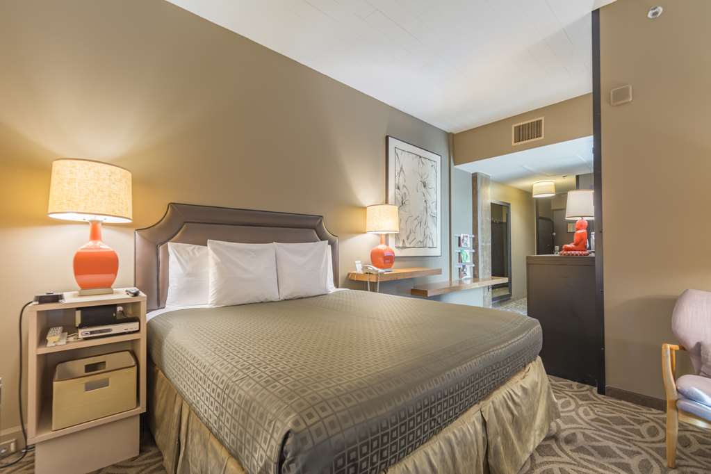 Proximity Hotel - photo 30