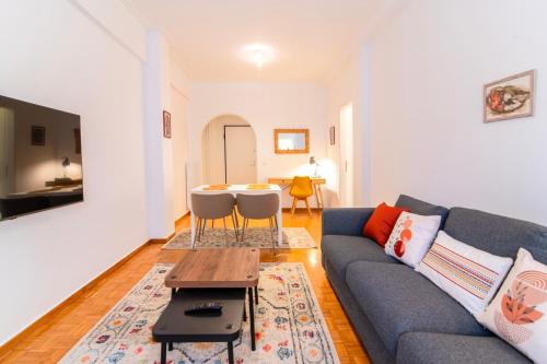 Modern 2 Bedroom Apt in Athens — 4-Star Luxury Hotel in Athens, Greece