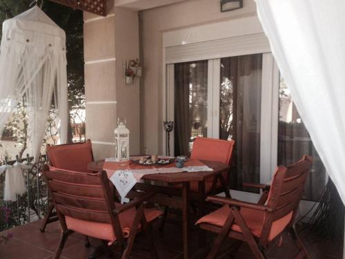 Seaside Cottage — 4-Star Luxury Hotel in Nikiti, Greece