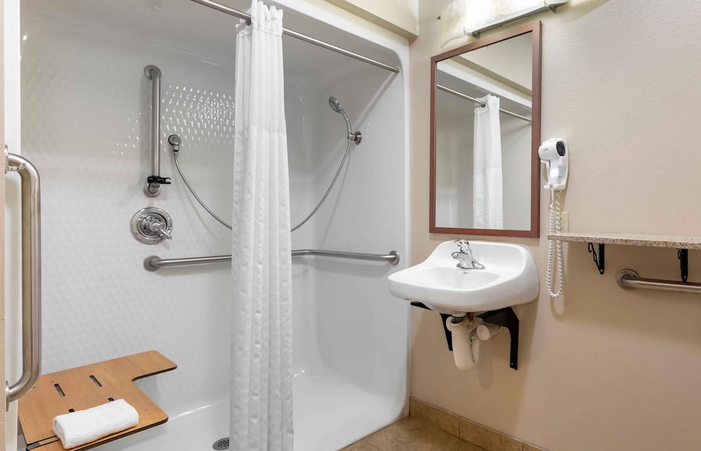 Extended Stay America Suites McAlester Hwy 69 - photo 26