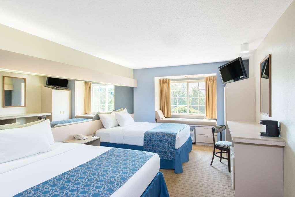 Microtel Inn & Suites by Wyndham Seneca Falls - photo 7