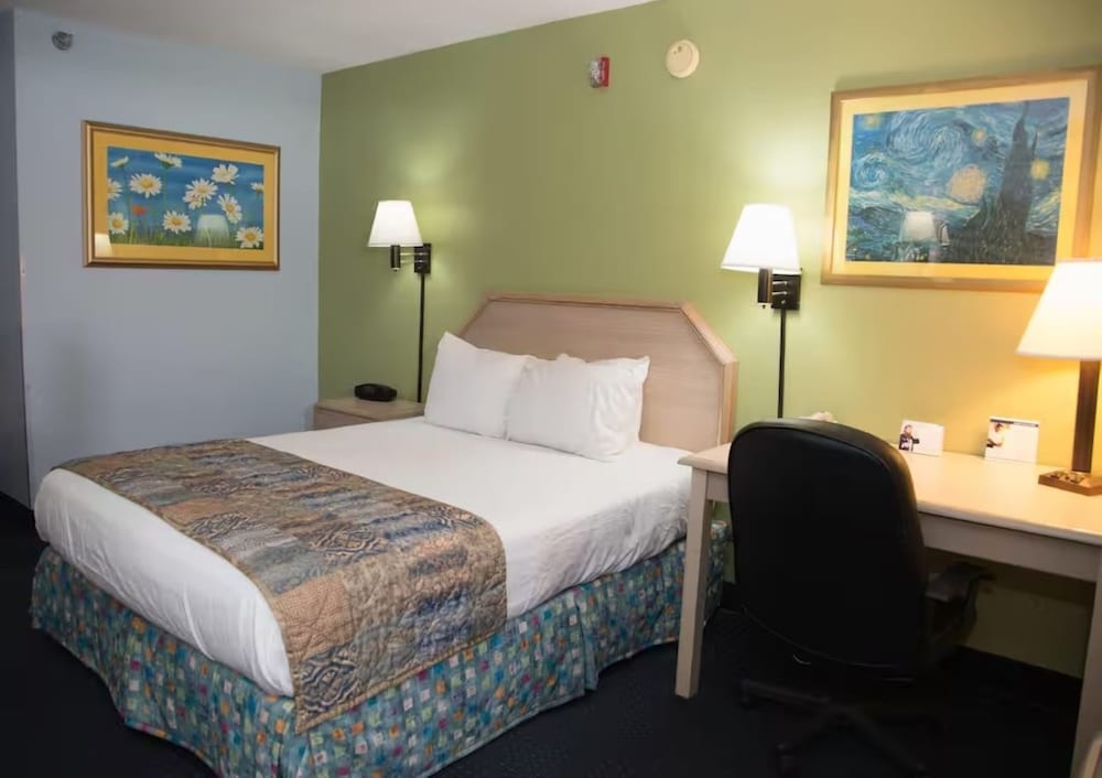 Baymont by Wyndham Fort Walton Beach Mary Esther - photo 16