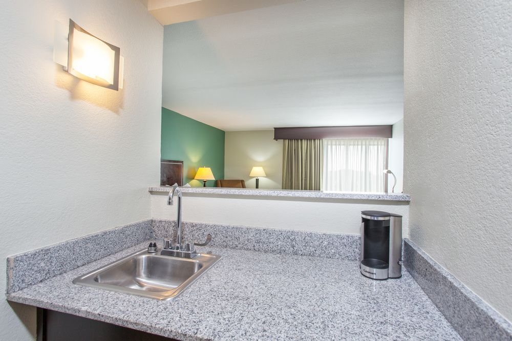 Wyndham Garden Lafayette - photo 11