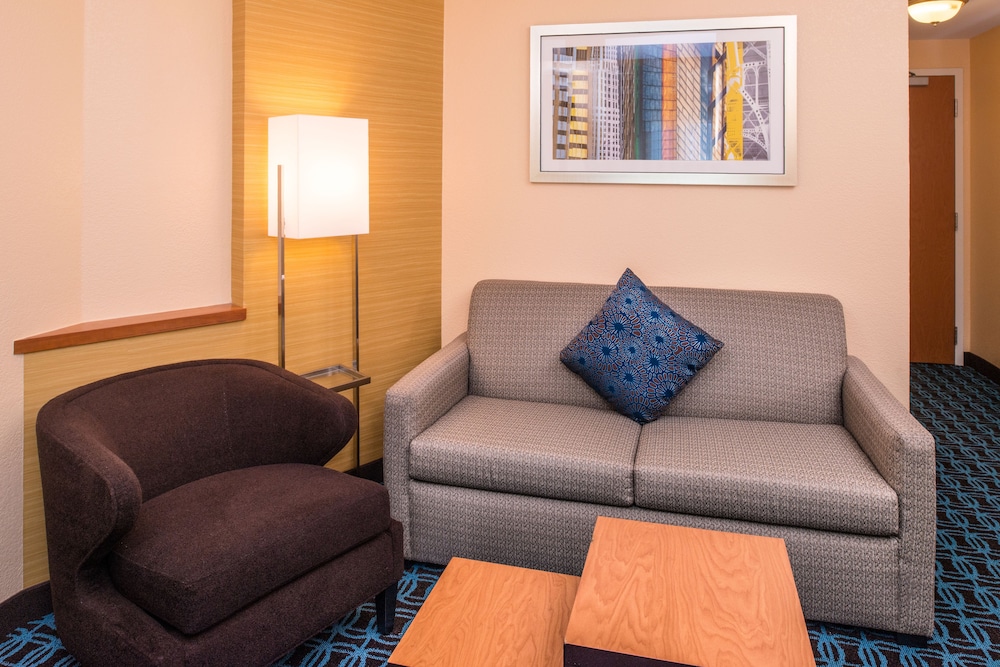 Fairfield Inn & Suites by Marriott San Antonio NE Schertz - photo 10