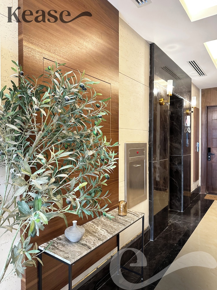 Kease King Salman P 6 Royal Touch Xz57 — Riyadh