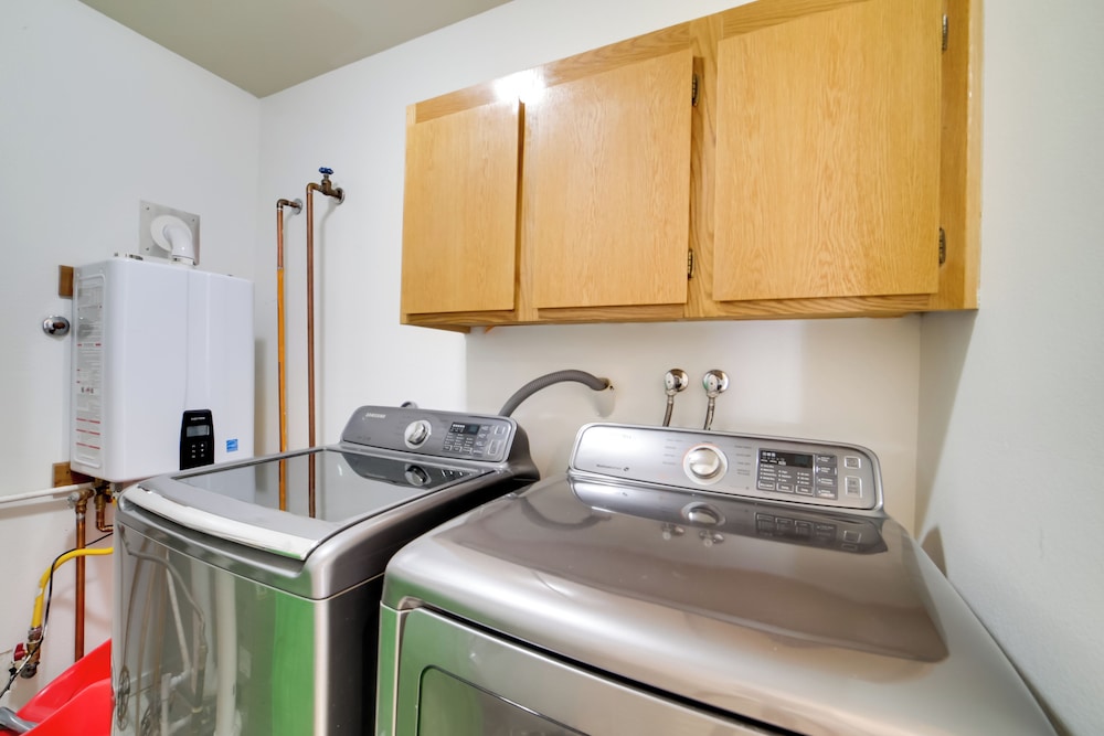 Snowcreek Resort Condo with Deck at Mammoth Mountain - photo 20