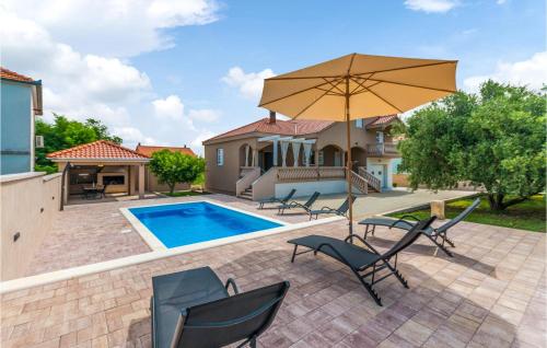 Gorgeous Home In Sikovo With Wifi — 4-Star Luxury Hotel in Sveti Filip I Jakov, Croatia