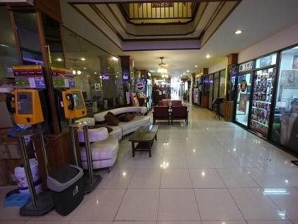 Center Point Plaza & Hotel