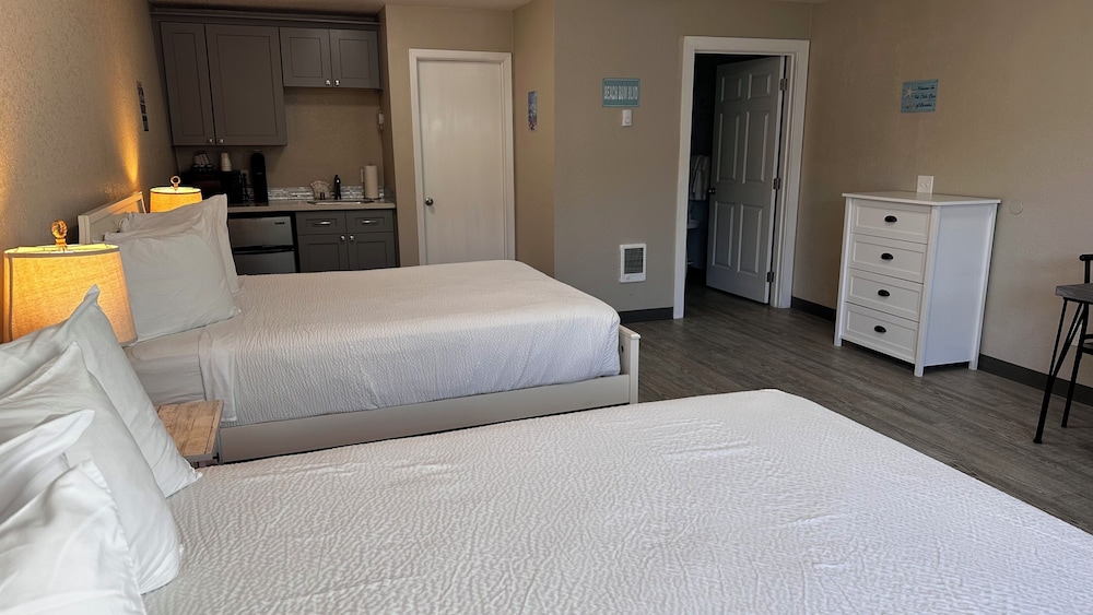 The Coastal Inn and Suites - photo 72