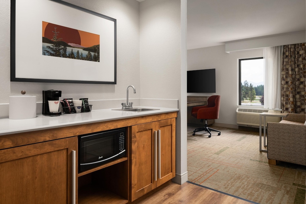 Hampton Inn & Suites Whitefish - photo 12