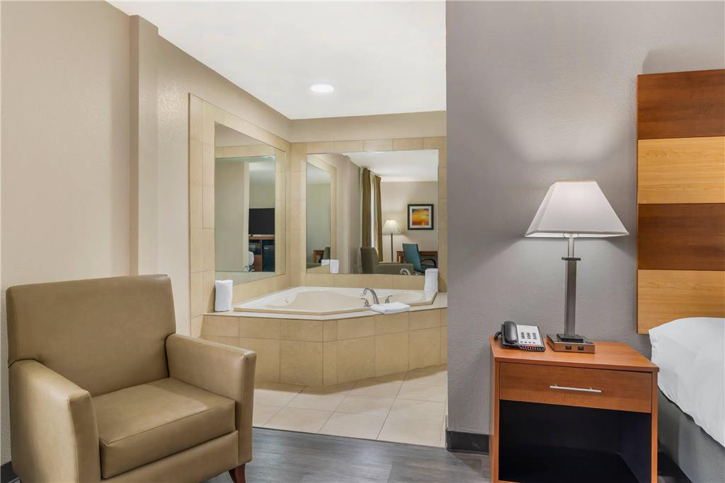 Quality Inn Loganville US Highway 78 - photo 7