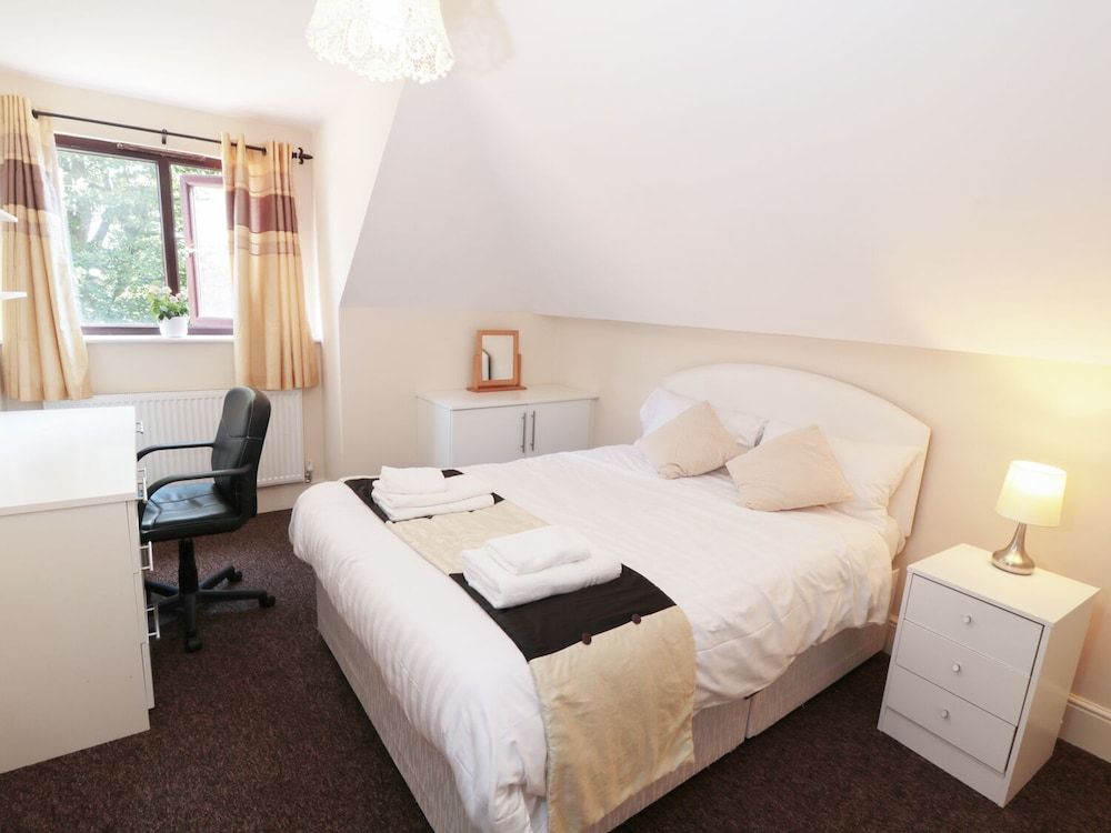 Induja in Sheffield, United Kingdom