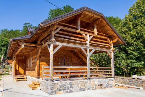 Kuća za odmor Lara — hotel in Otocac