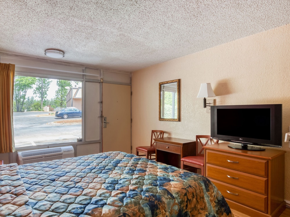 Haven Inn & Suites - photo 13