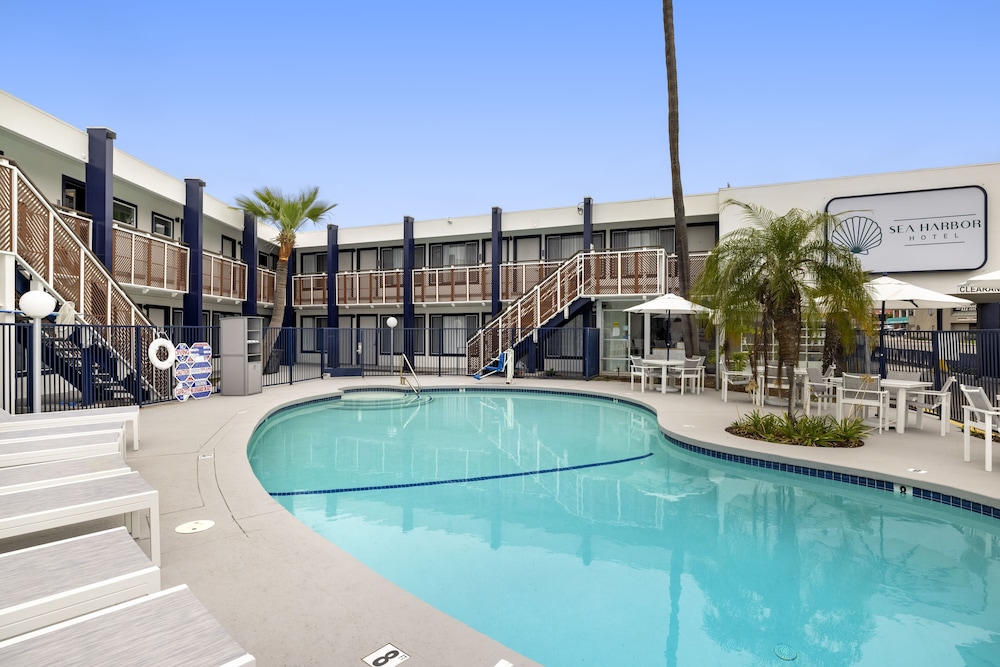 Sea Harbor Hotel - photo 56