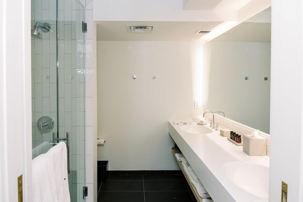 Hotel Covington Cincinnati Riverfront - photo 81