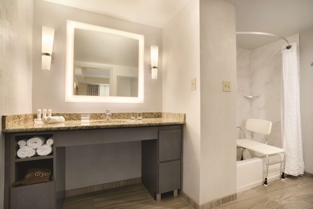 Homewood Suites by Hilton Williamsburg - photo 30