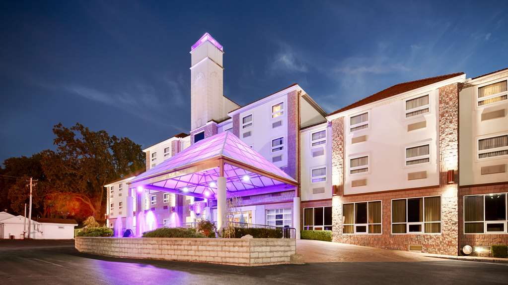 Best Western Plus Sandusky Hotel & Suites in Sandusky, United States