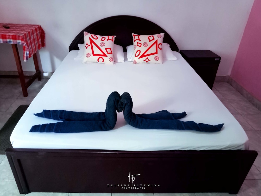 Takeshi inn - carbon neutral hotel in Dambulla