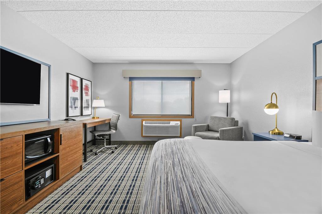 AmericInn by Wyndham Virginia - photo 39