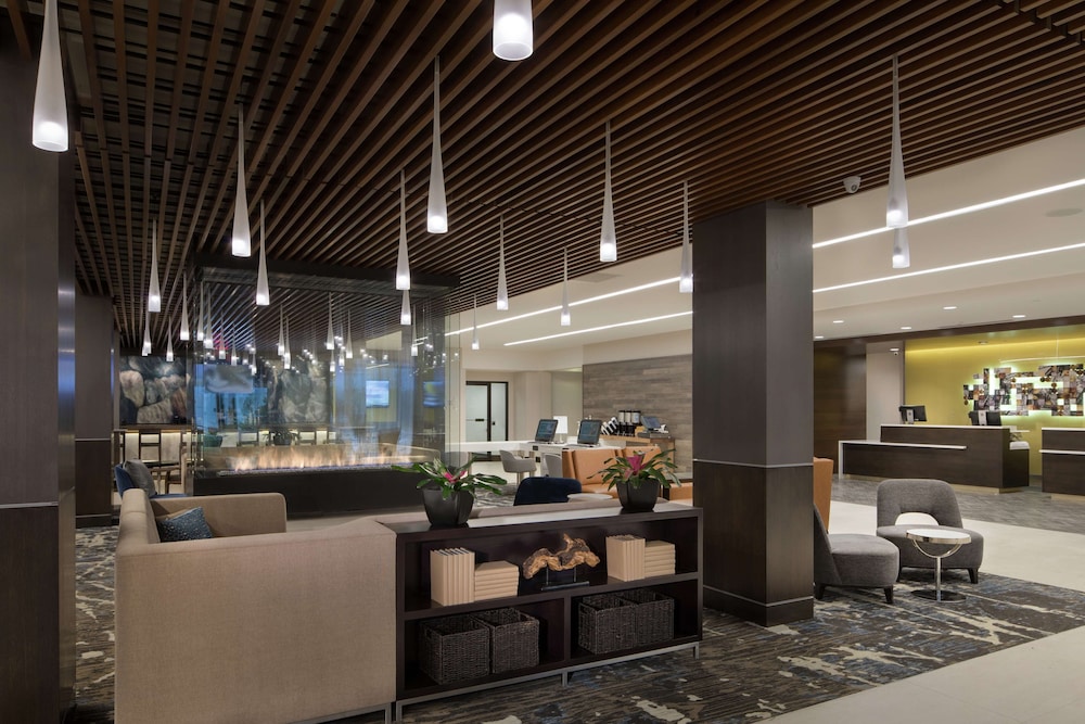DoubleTree by Hilton Hotel Syracuse - photo 5