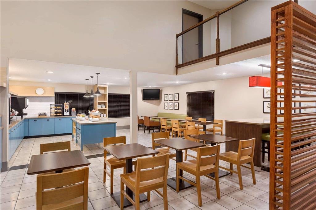 Country Inn and Suites by Radisson Dahlgren King George VA - photo 20