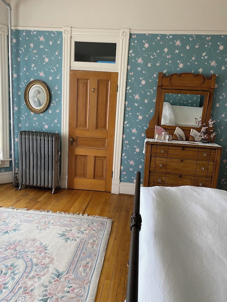 Gable House Bed and Breakfast Inn - photo 28