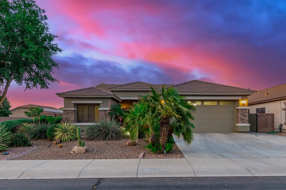 Stunning 3 bed in the Heart of Maricopa City — hotel in Maricopa