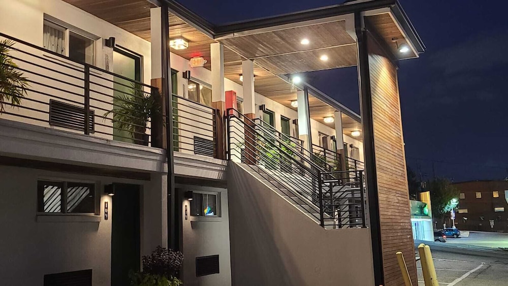 Domino Motel - photo 16