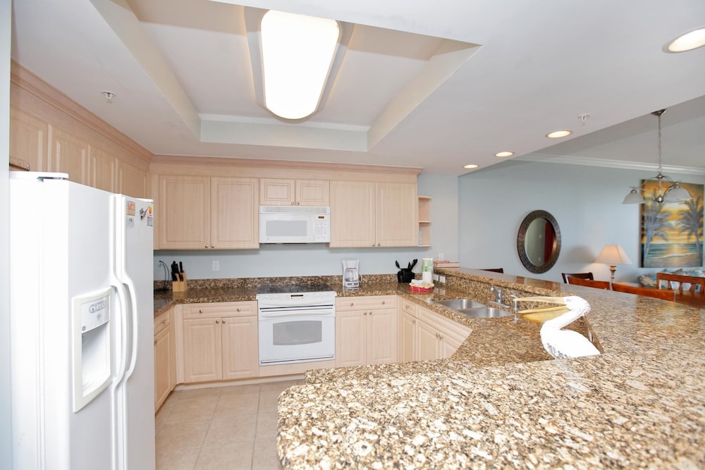Boardwalk Beach Resort by Panhandle Getaways - photo 24