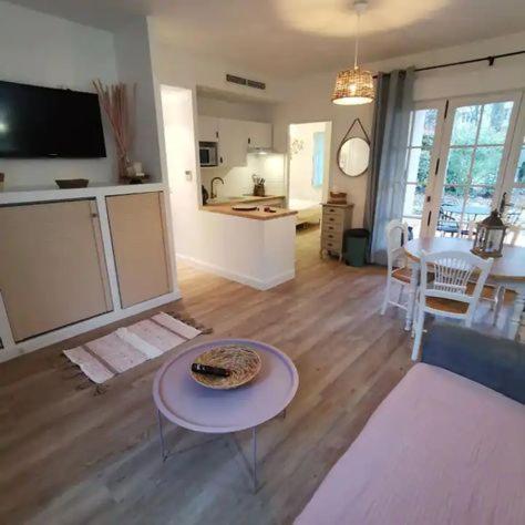 Vacances du Sud Domaine de Fayence 4 pers in Fayence, France