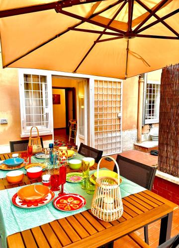 Trastevere Gianicolense casa con giardino — 4-Star Luxury Hotel in Rome, Italy