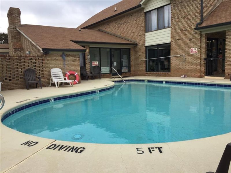 Days Inn by Wyndham King Winston Salem Area - photo 4