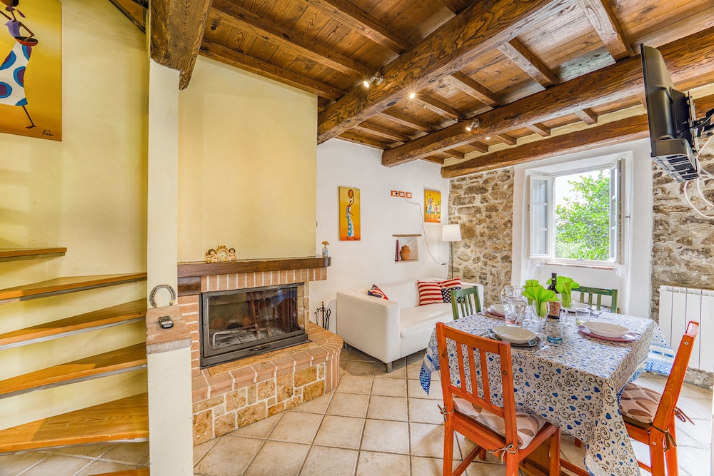Beppe's House in Garfagnana — 4-Star Luxury Hotel in Pescaglia, Italy