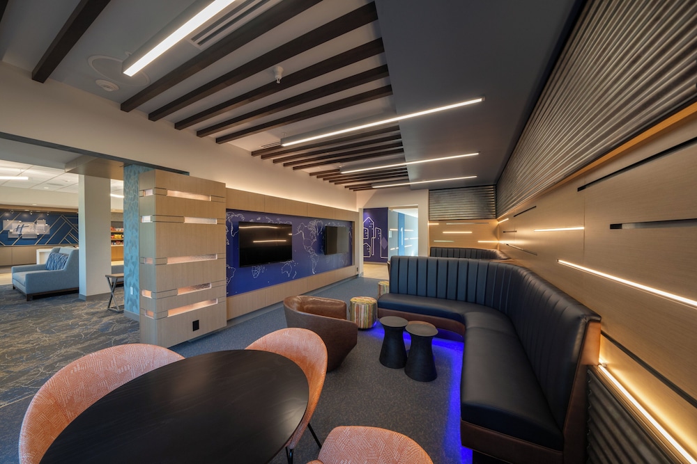 Holiday Inn Express Suites Fort Walton Beach Eglin Area By Ihg — Fort Walton Beach