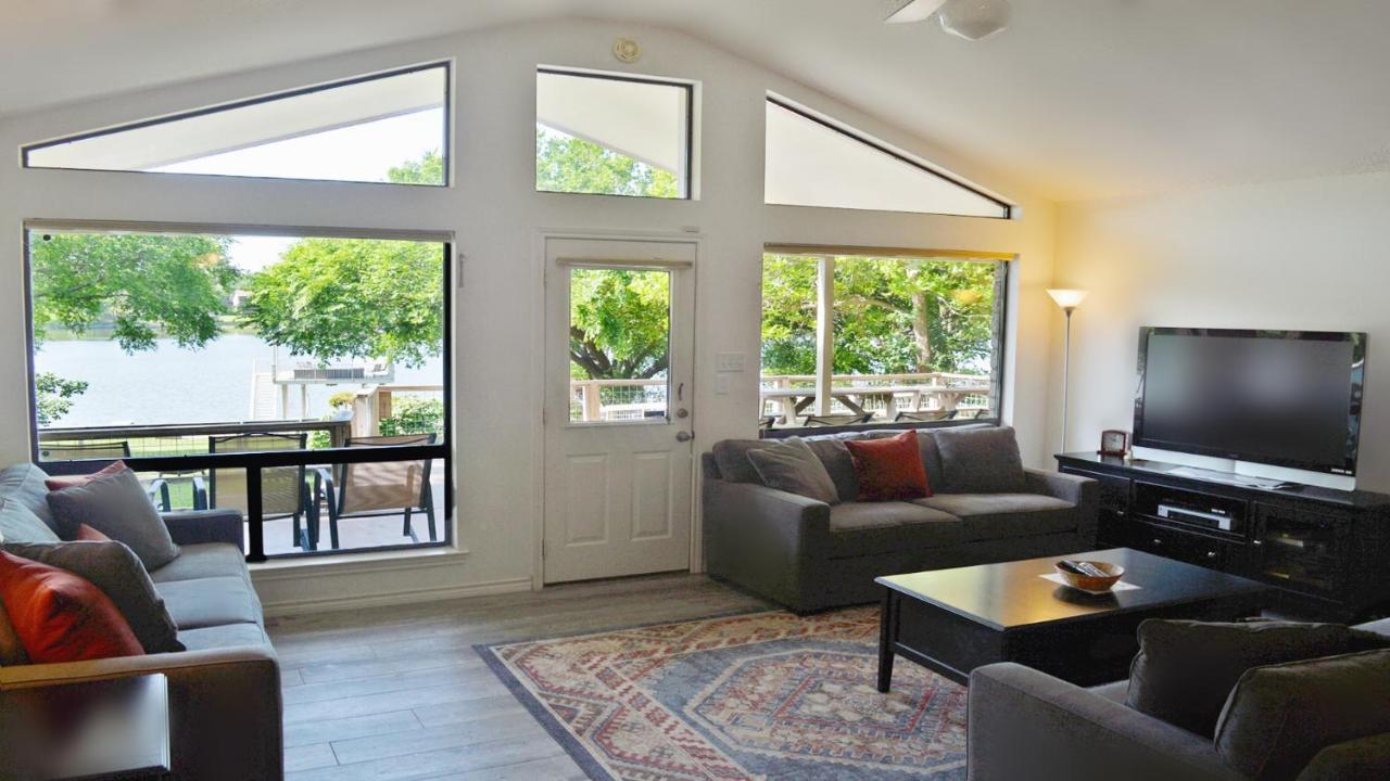 River Oaks R&R in Kingsland, United States