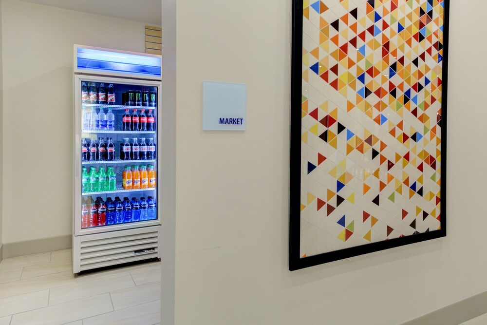 Holiday Inn Express and Suites King George Dahlgren by IHG - photo 12